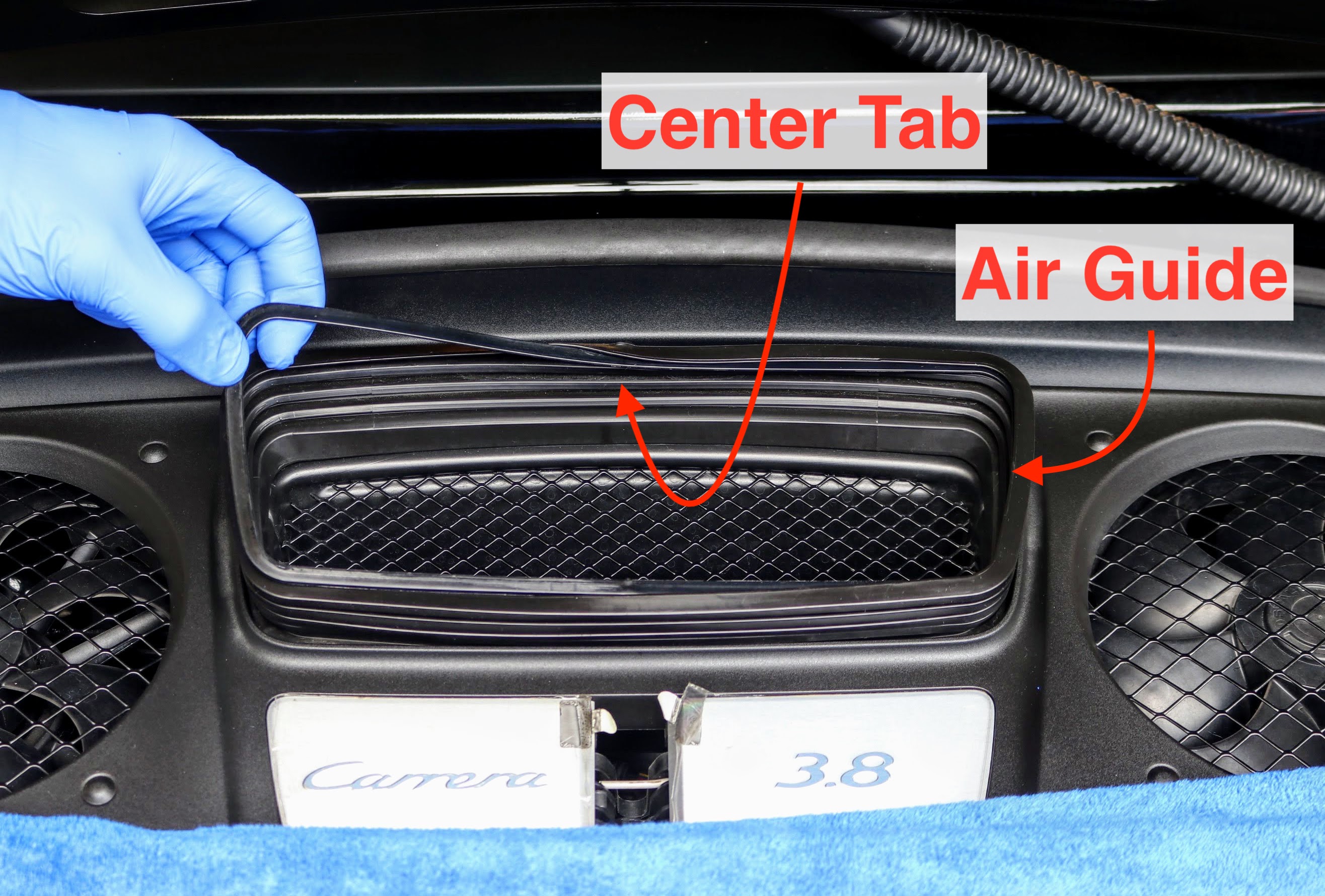 Porsche 911 (991.1) air guide retaining piece